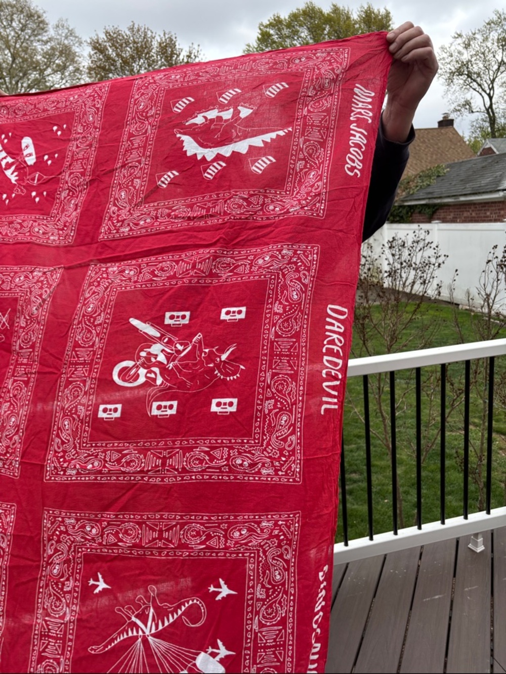 Marc Jacobs Red Graphic DINOSAURS DAREDEVIL Bandana Print Scarf-RARE - Picture 2 of 9